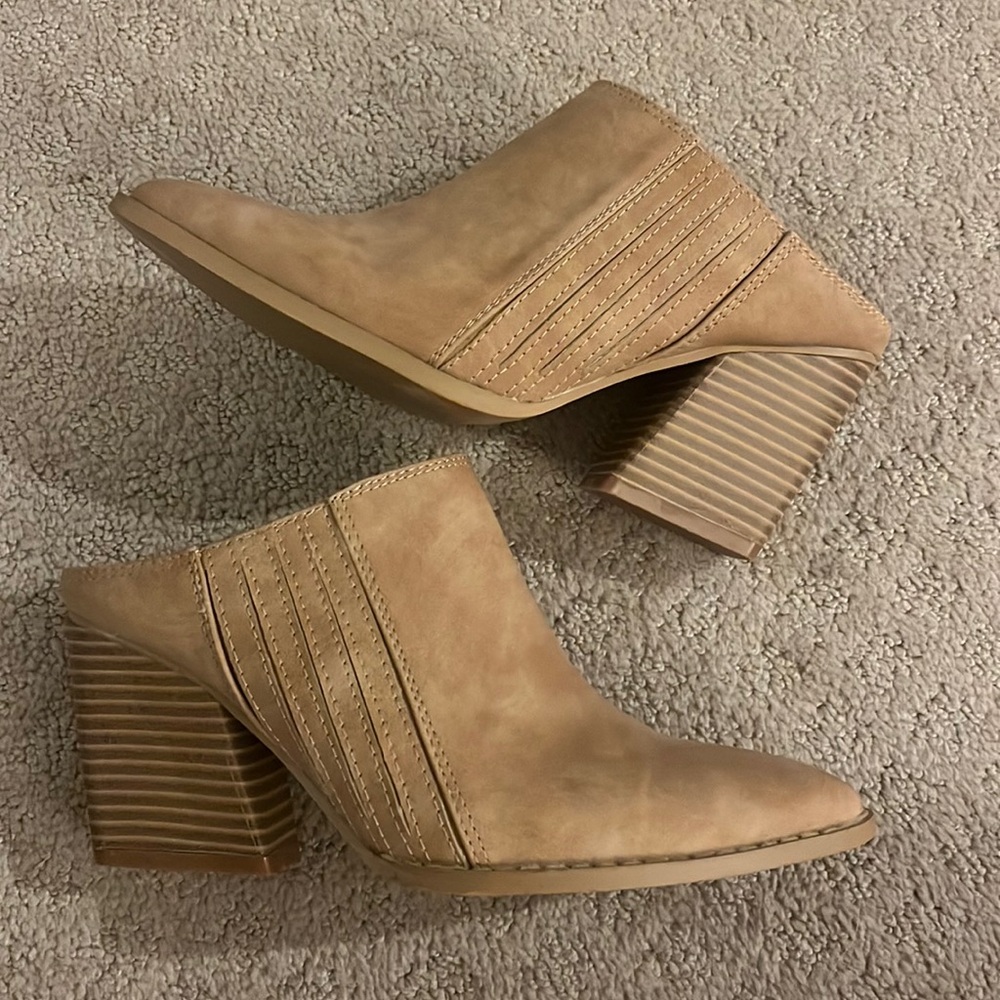 Mules with stacked heel